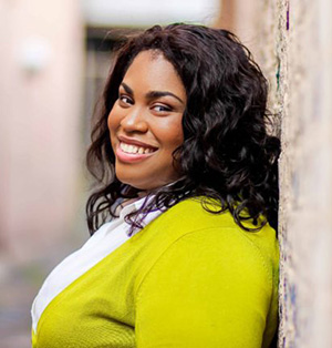 Angie Thomas headshot