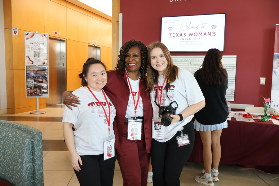 Doswell Health Informatics Conference volunteers pose
