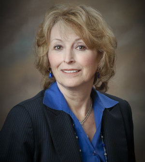 Dr. Elizabeth Restrepo